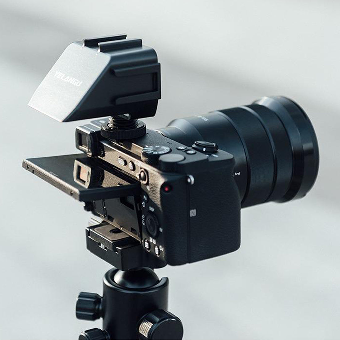 Vlog Selfie Mirror Flip Screen for Mirrorless Camera for Sony Fujifilm Canon Nikon Panasonic Cameras TOPCINE
